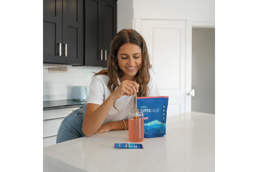 Mezcla de bebida en polvo Nello Supercalm, limonada de frambuesa, L teanina, Ashwagandha Ksm-66, glicinato de magnesio, vitamina D 3, suplementos para relajación y concentración, sin azúcar, sin OGM, para llevar, 20 unidades - Image 5