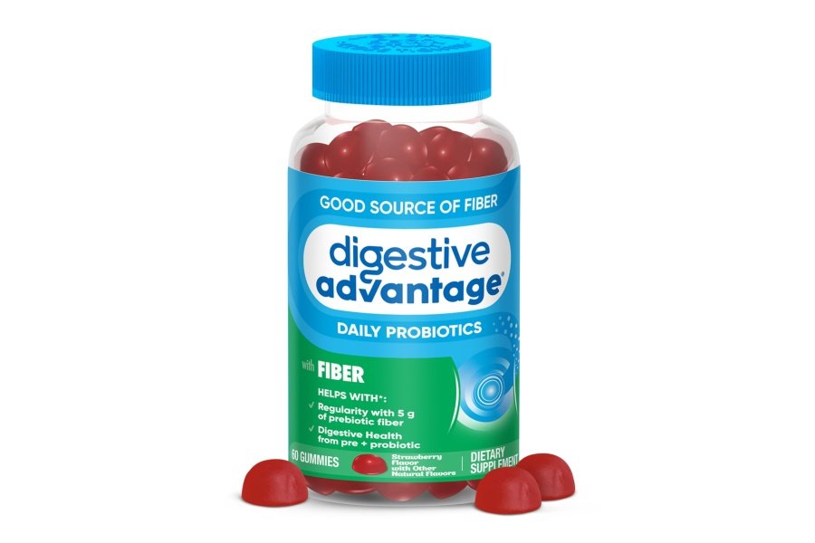 Digestive Advantage Suplemento de fibra prebiótica con probióticos para mujeres y hombres salud digestiva, gomitas de fibra para adultos regularidad y salud intestinal, sabor a fresa de 60 quilates