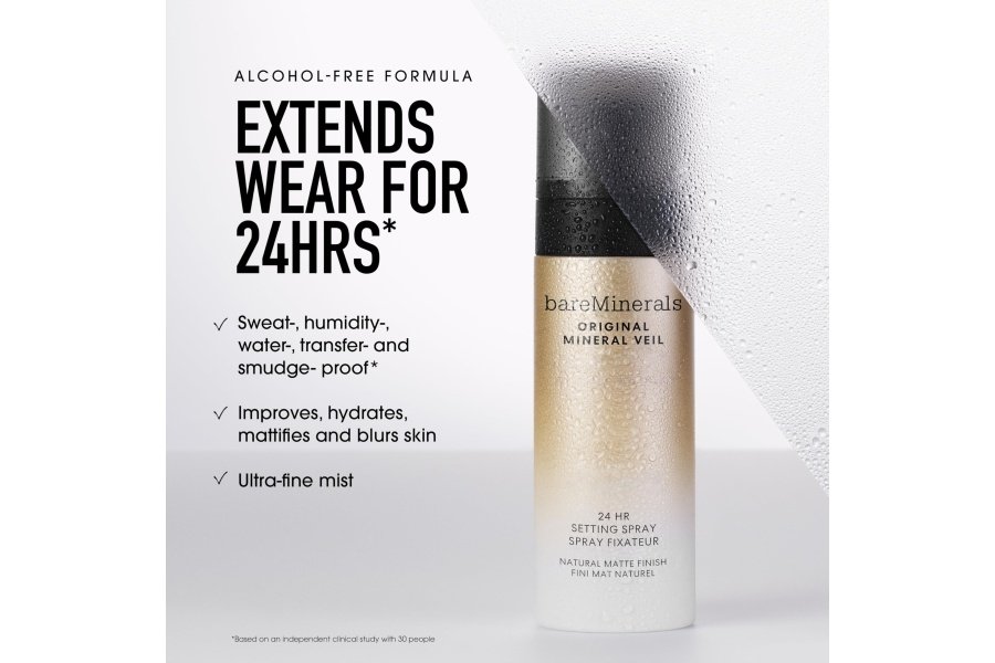 bareMinerals Original Mineral Veil Spray fijador mate natural, bloqueo de maquillaje y control de aceite las 24 horas, sin alcohol, a prueba de sudor y transferencia, fórmula que mejora la piel, niebla ultrafina para un acabado suave y mate - Image 3